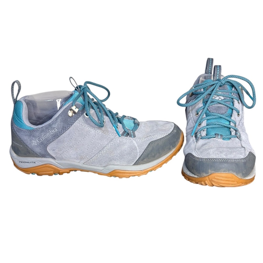 NWOB Columbia Grey Waterproof Hiking Shoes Techlite YL1010-036 Women's Size 10